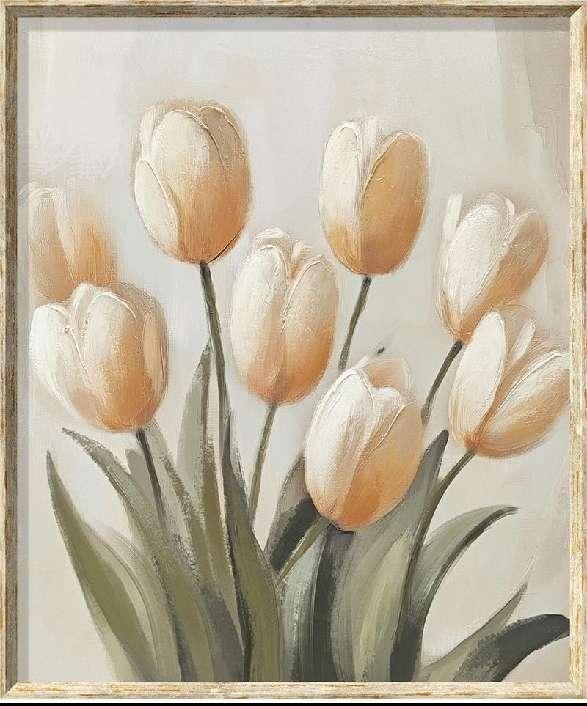 Tulip Minimal — minimal tulip still life on ivory ground